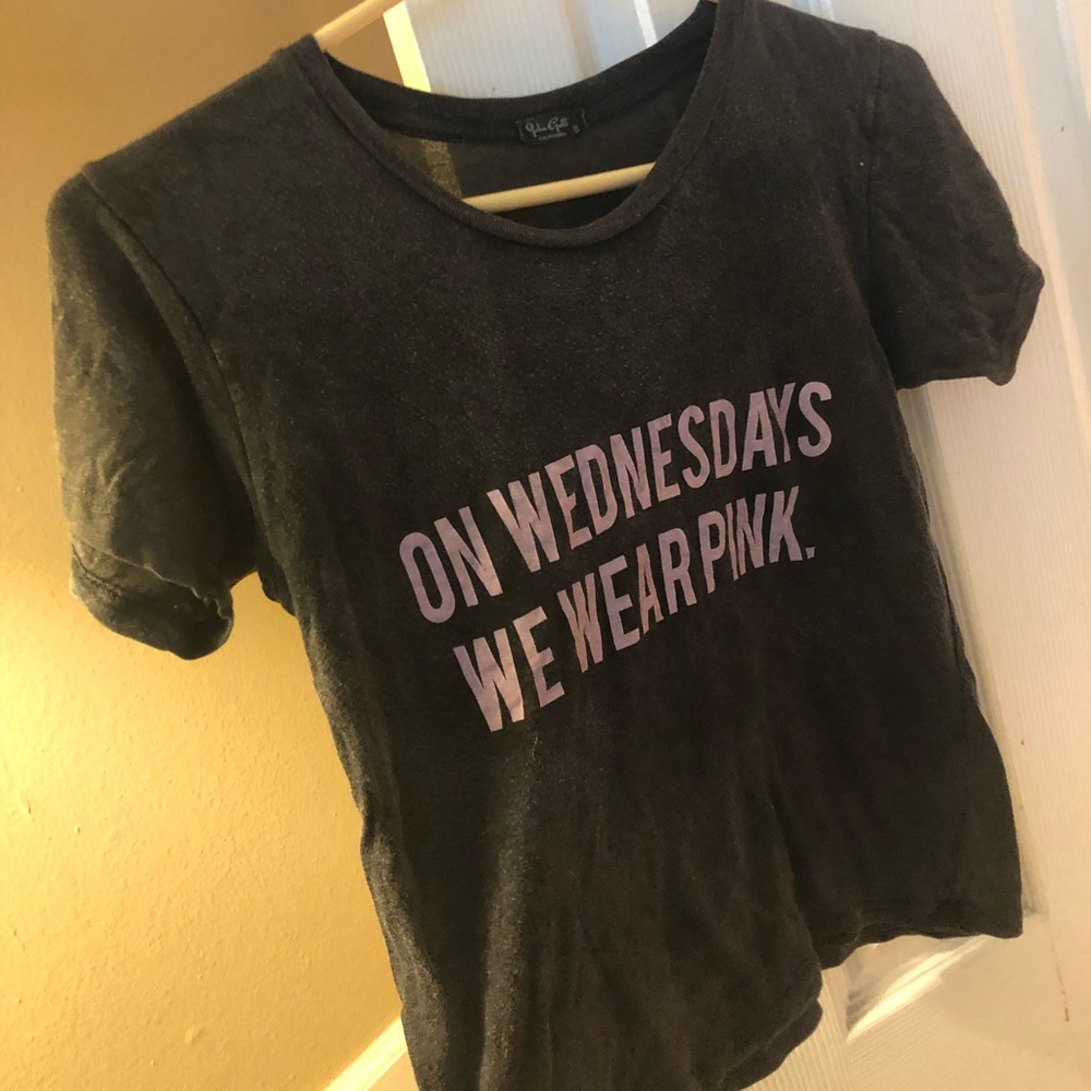 Retired Brandy Melville crop  tee